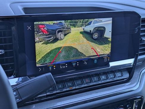 New 2026 Chevrolet Silverado 2500 ZR2 AWD/4WD image 21