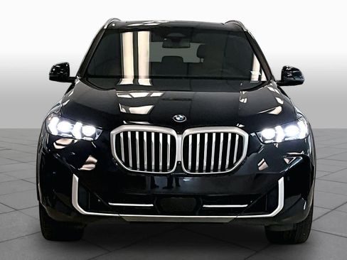 Used 2025 BMW X5 sDrive40i w/ Premium Package RWD image 3