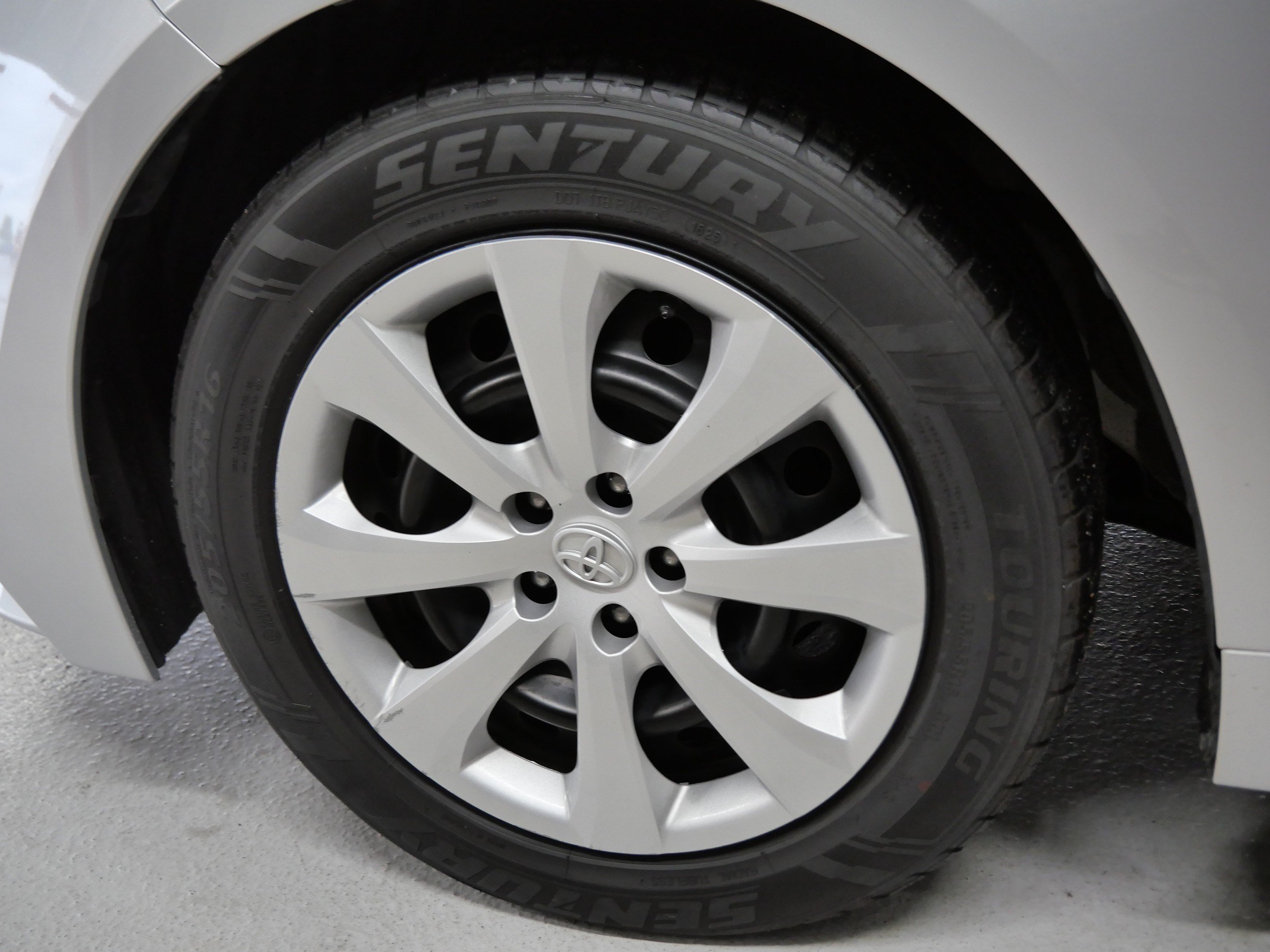 Certified 2024 Toyota Corolla LE FWD image 16