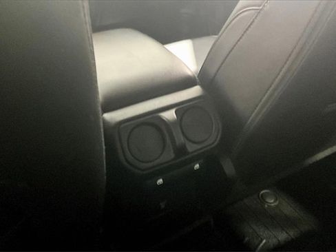 Used 2022 Jeep Wrangler Unlimited Sahara w/ Cold Weather Group image 10