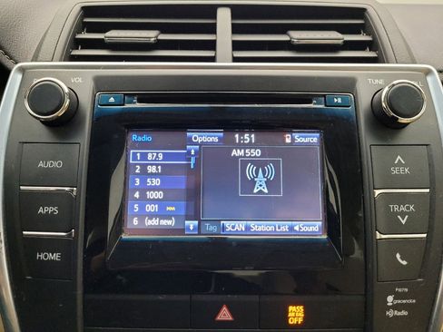 Used 2015 Toyota Camry XLE image 25