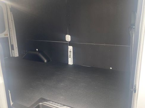 New 2026 Ford Transit 250 148 Medium Roof Extended AWD w/ Load Area Protection Package image 28