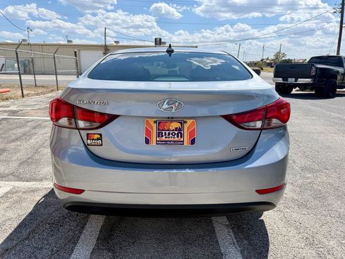 Used 2015 Hyundai Elantra Limited FWD image 4
