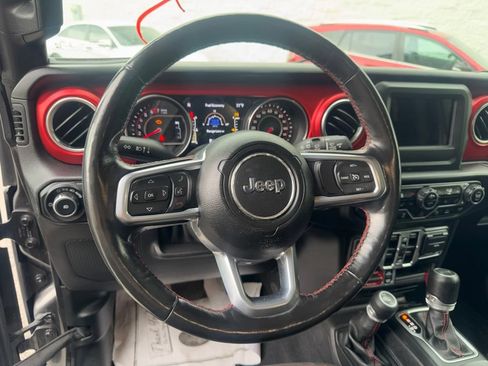 Used 2021 Jeep Wrangler Unlimited Rubicon w/ Safety Group AWD/4WD image 13