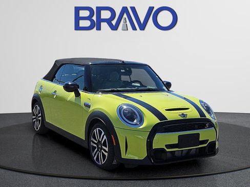 Used 2022 MINI Cooper S w/ Signature Upholstery Package image 2