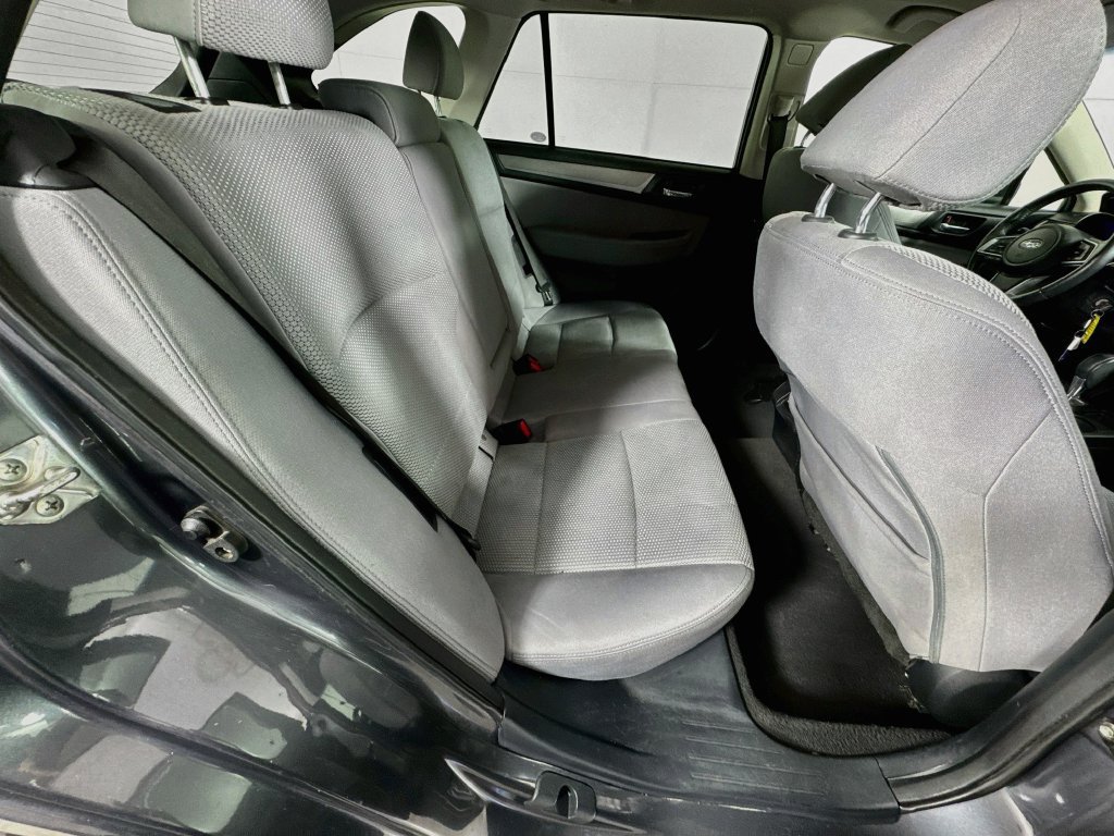 Used 2019 Subaru Outback 2.5i Premium AWD/4WD image 34