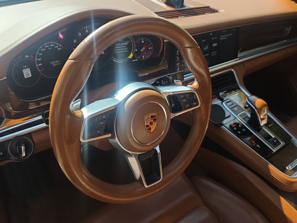 Used 2018 Porsche Panamera 4 w/ Premium Package Plus AWD/4WD image 21