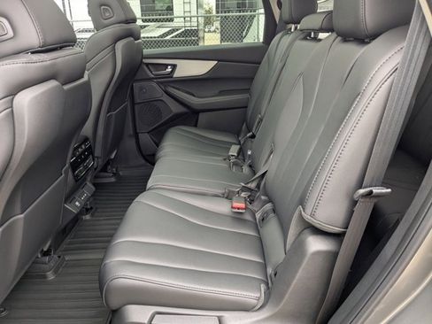 Certified 2025 Acura MDX SH-AWD image 19