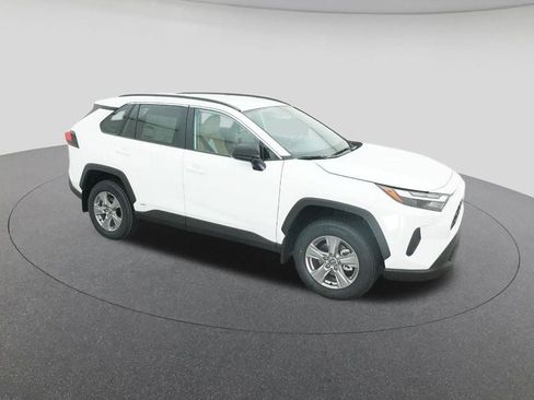 New 2025 Toyota RAV4 LE image 12