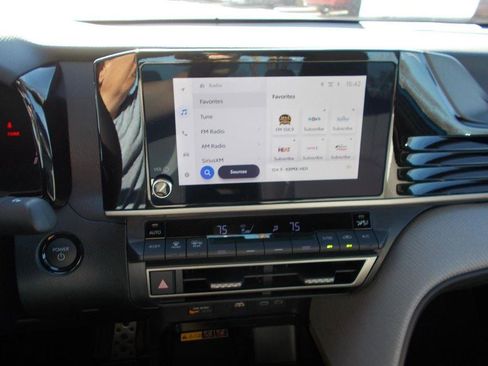 Used 2026 Toyota Camry SE image 23