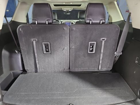 Used 2020 GMC Acadia Denali w/ Trailering Package FWD image 11