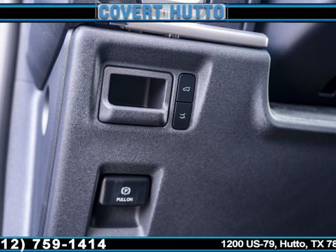 New 2025 Ford Expedition Active image 15