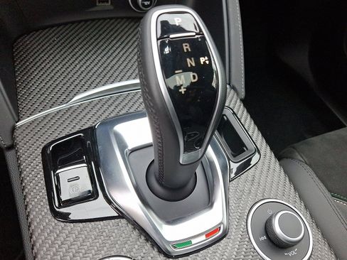 Used 2024 Alfa Romeo Stelvio Quadrifoglio w/ Active Assist Plus Package image 15