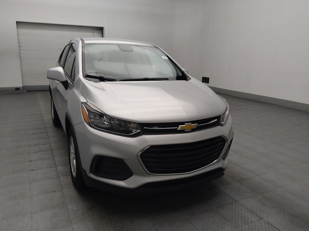 Used 2022 Chevrolet Trax LS w/ Tint and Cruise Package FWD image 13