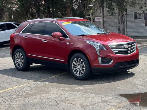 Used 2019 Cadillac XT5 Luxury FWD image 7