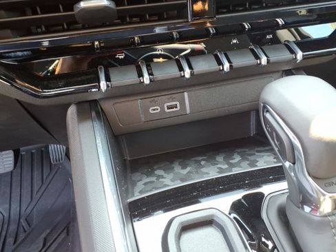 New 2026 GMC Canyon Elevation w/ Convenience Package RWD image 15