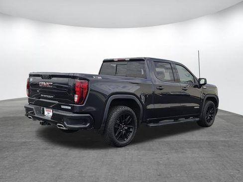 Used 2022 GMC Sierra 1500 Elevation w/ Elevation Premium Package AWD/4WD image 4