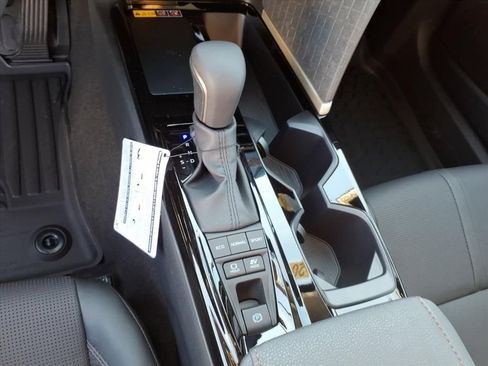 New 2025 Toyota Camry XLE image 16