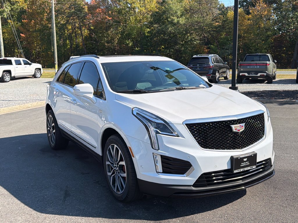 Used 2024 Cadillac XT5 Sportv w/ Technology Package AWD/4WD image 21