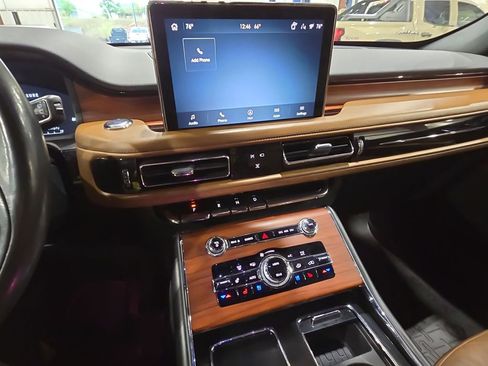 Used 2022 Lincoln Aviator Reserve w/ Elements Package Plus image 21