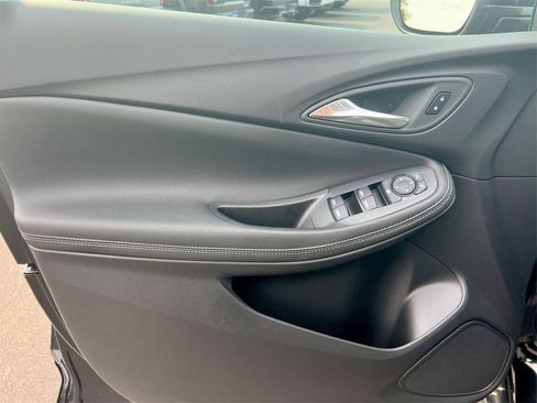 New 2025 Buick Encore GX Preferred image 19