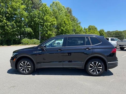 Certified 2022 Volkswagen Tiguan S AWD/4WD image 2