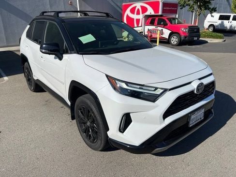Used 2024 Toyota RAV4 XSE w/ Advanced Technology Package AWD/4WD image 3