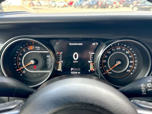 Used 2021 Jeep Wrangler Unlimited Sport image 41