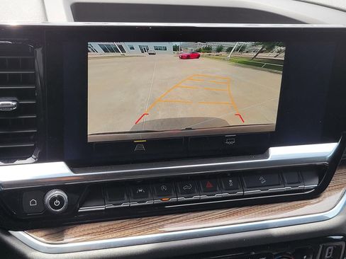 Used 2022 Chevrolet Silverado 1500 RST AWD/4WD image 27