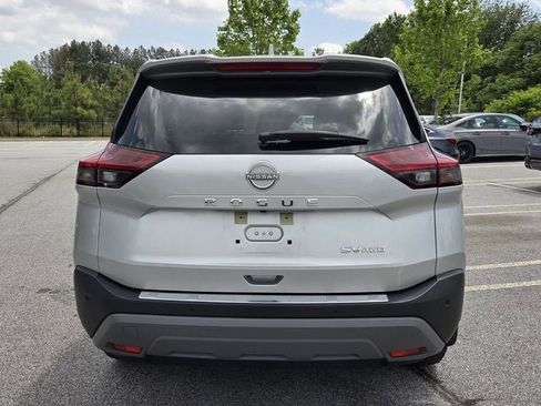 Used 2023 Nissan Rogue SV AWD/4WD image 4