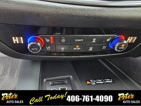 Used 2024 Buick Enclave Premium image 28