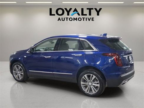 Used 2025 Cadillac XT5 Premium Luxury w/ Technology Package image 3