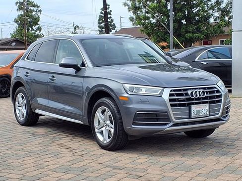 Used 2019 Audi Q5 2.0T Premium w/ Convenience Package AWD/4WD image 3