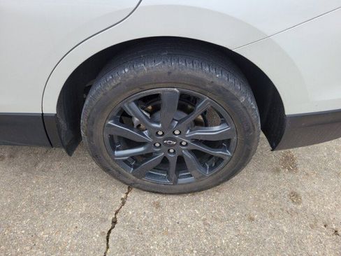 Used 2022 Chevrolet Equinox RS w/ RS Leather Package image 7
