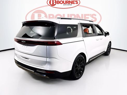 Used 2024 Kia Carnival SX Prestige FWD image 13