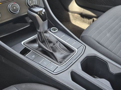 Used 2024 Volkswagen Jetta S FWD image 9