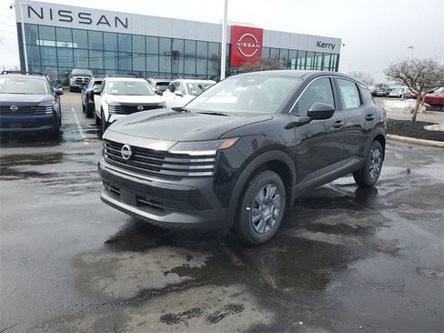 New 2026 Nissan Kicks S image 3