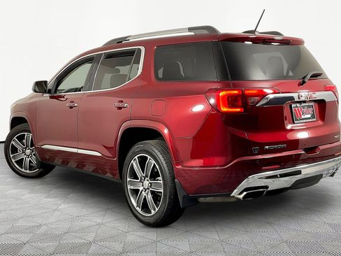 Used 2018 GMC Acadia Denali w/ Technology Package AWD/4WD image 4