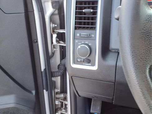 Used 2014 RAM 2500 SLT image 12