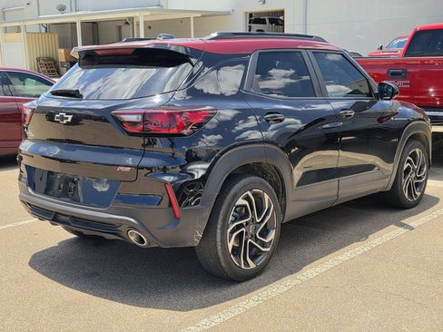 Used 2024 Chevrolet TrailBlazer RS FWD image 3