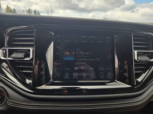 Used 2021 Dodge Durango SXT AWD/4WD image 21