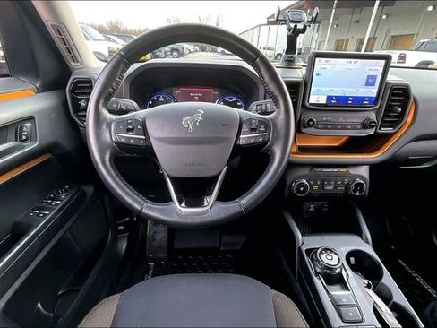 Used 2022 Ford Bronco Sport Badlands image 8