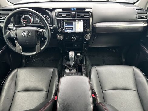Used 2020 Toyota 4Runner TRD Off-Road Premium w/ Moonroof Package AWD/4WD image 11