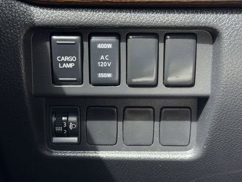 Used 2024 Nissan Titan Platinum Reserve w/ Moonroof Package image 25