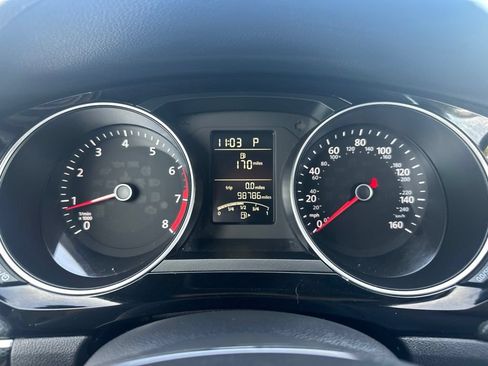 Used 2015 Volkswagen Jetta Sport FWD image 27