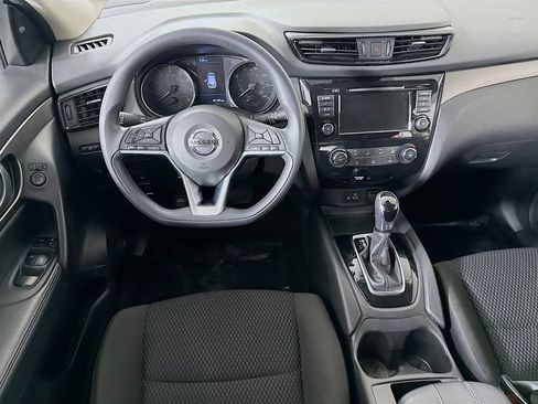 Certified 2020 Nissan Rogue Sport S image 4