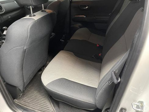 Used 2023 Toyota Tacoma TRD Off-Road image 16