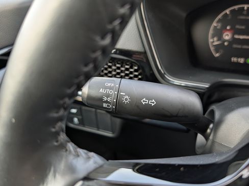 Used 2023 Honda CR-V EX-L image 30