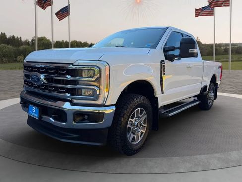 Used 2024 Ford F250 Lariat AWD/4WD image 1