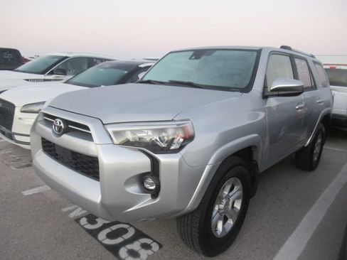 Used 2024 Toyota 4Runner SR5 RWD image 3